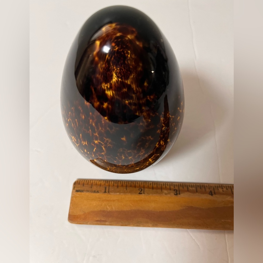Brown Speckled Mottled Egg Shaped Art Glass Paperweight Oval Decor 4.5”‎ x 3” - Picture 6 of 6